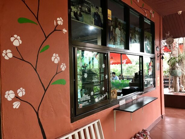 Imagen general del Hotel Baan Suan Rojjana. Foto 2