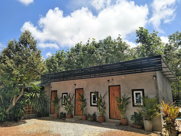 Imagen general del Hotel Baan Suan Siri Resort. Foto 9