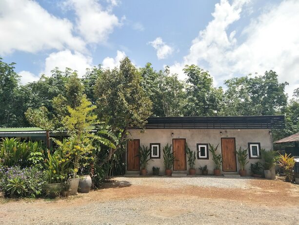 Imagen general del Hotel Baan Suan Siri Resort. Foto 17