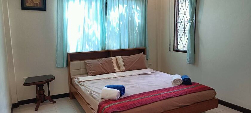 Imagen de la habitación del Hotel Baan Suan Villas Resort. Foto 11