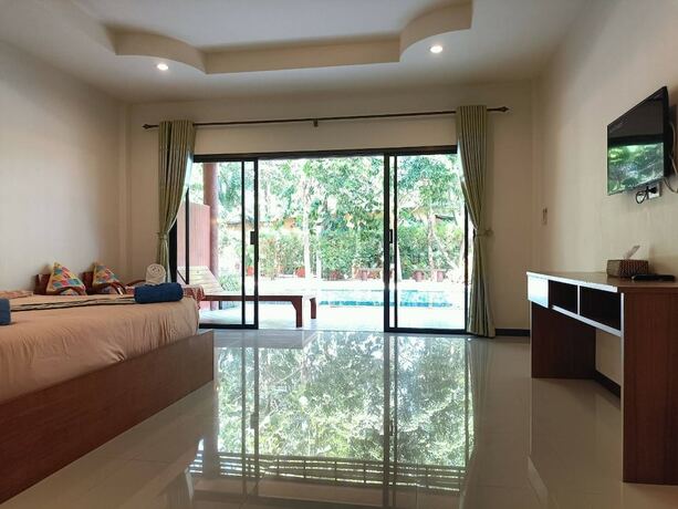 Imagen de la habitación del Hotel Baan Suan Villas Resort. Foto 19