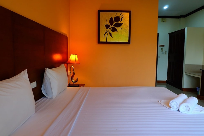 Imagen de la habitación del Hotel Baan Suanphet Resort. Foto 6