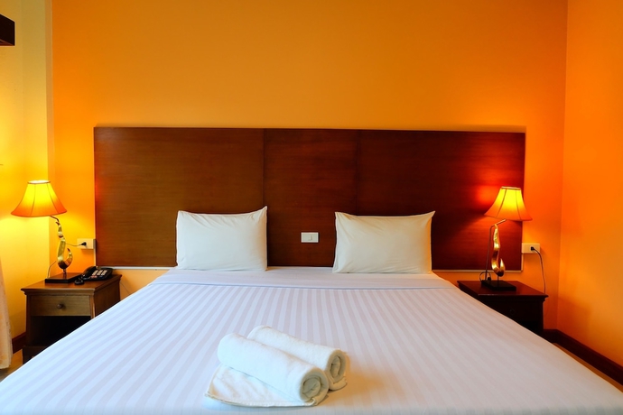 Imagen de la habitación del Hotel Baan Suanphet Resort. Foto 8