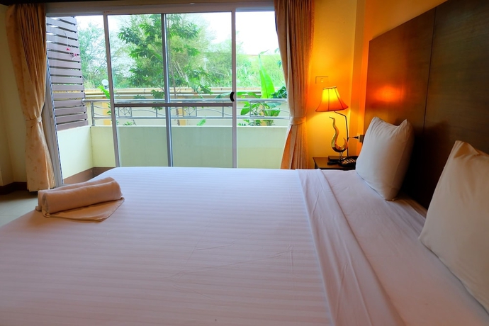 Imagen de la habitación del Hotel Baan Suanphet Resort. Foto 9