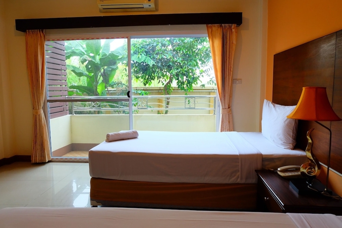 Imagen de la habitación del Hotel Baan Suanphet Resort. Foto 11