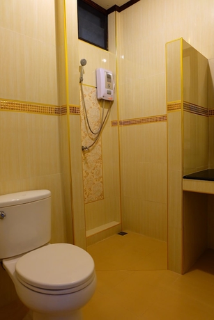 Imagen de la habitación del Hotel Baan Suanphet Resort. Foto 16