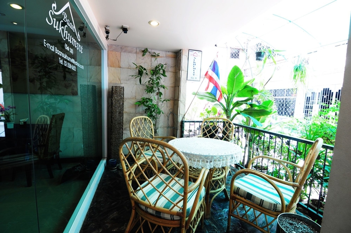 Imagen de los exteriores del Hotel Baan Sukhumvit Soi 18. Foto 10