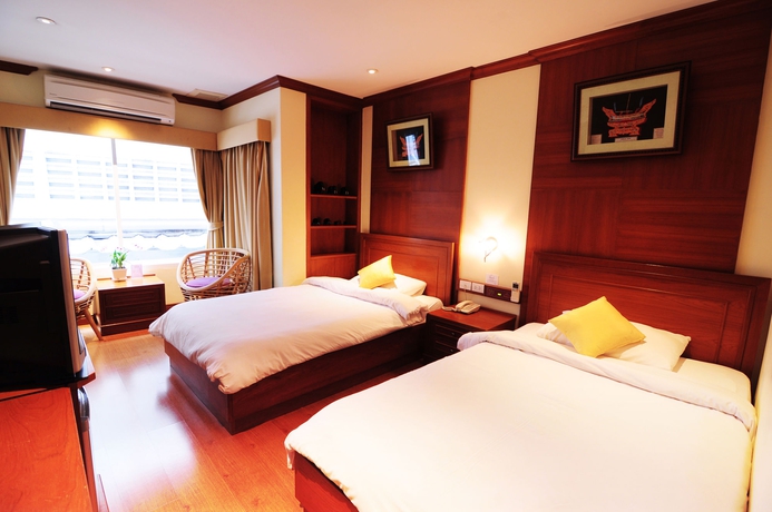 Imagen de la habitación del Hotel Baan Sukhumvit Soi 18. Foto 7