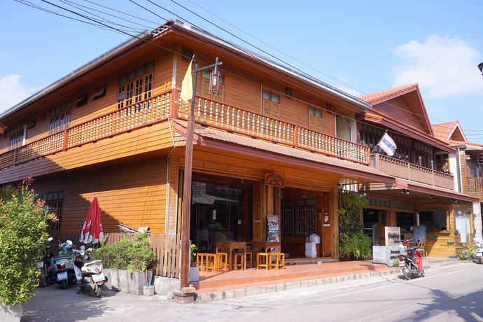 Imagen de los exteriores del Hotel Baan Supichaya. Foto 12