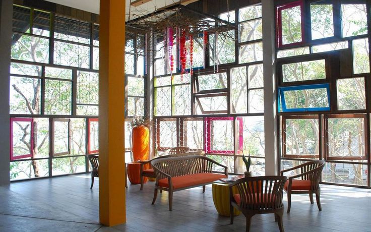 Imagen de los interiores del Hotel Baan Supparod. Foto 19