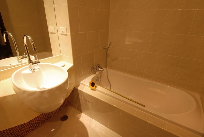 Imagen de la habitación del Hotel Baan Suwantawe. Foto 7