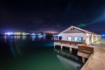 Imagen de los exteriores del Hotel Baan Tah On The Sea. Foto 13