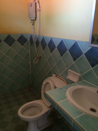 Imagen de la habitación del Hotel Baan Talay Guesthouse and Dormitory. Foto 9