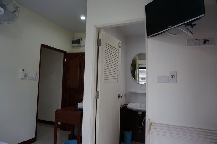Imagen de la habitación del Hotel Baan Taweesuk. Foto 8