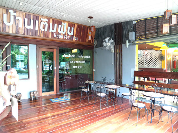 Imagen de los interiores del Hotel Baan Term Fun Saensuk. Foto 5
