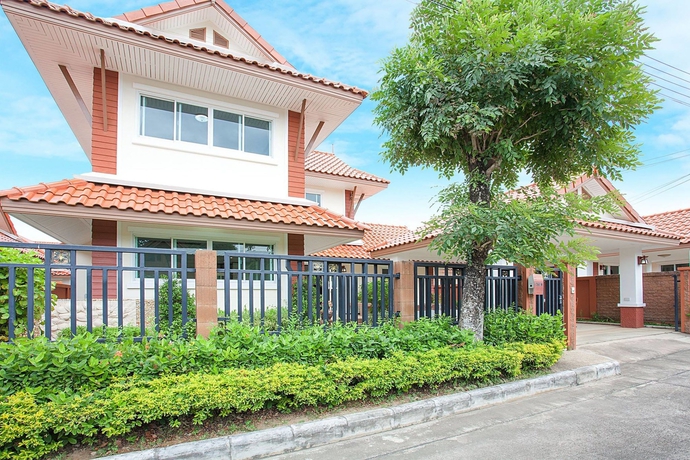 Imagen de los exteriores del Hotel Baan Thai Lanna Pattaya. Foto 15