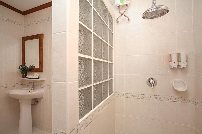 Imagen de la habitación del Hotel Baan Thai Lanna Pattaya. Foto 12