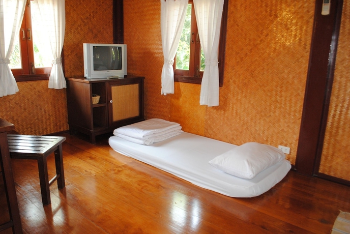 Imagen de los interiores del Hotel Baan Thai Resort. Foto 17