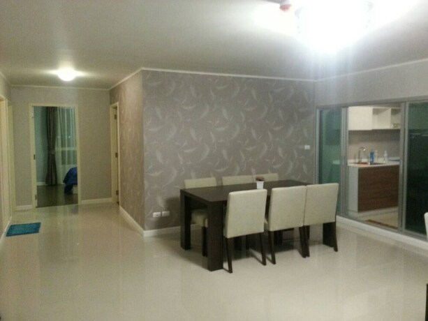 Imagen de la habitación del Hotel Baan Thew Lom By Woranan. Foto 28