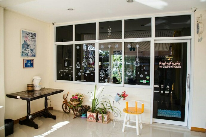 Imagen de los interiores del Hotel Baan Thip. Foto 29