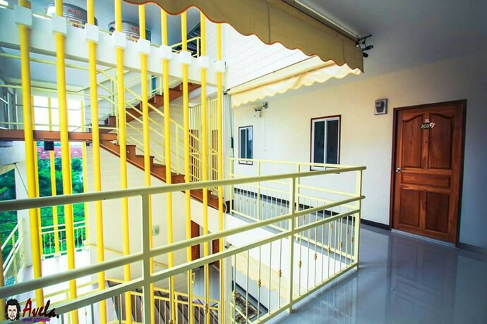 Imagen de los exteriores del Hotel Baan Thip. Foto 27