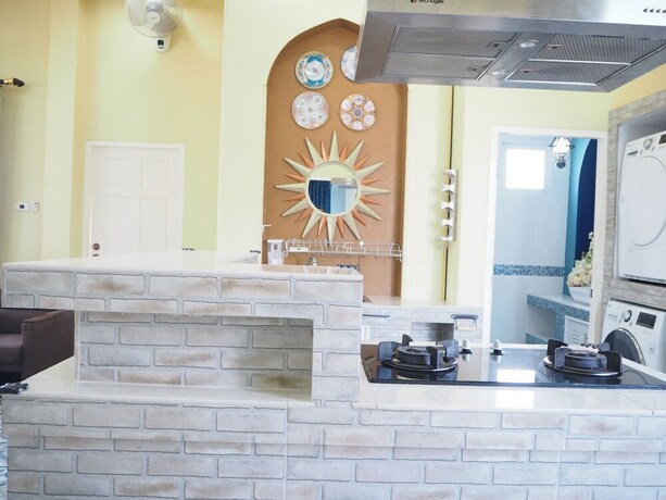 Imagen de la habitación del Hotel Baan Tukta. Foto 22