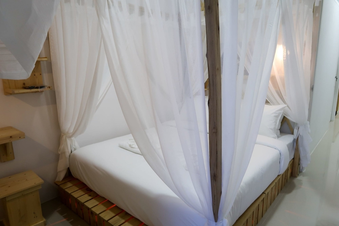 Imagen de la habitación del Hotel Baan Urt Suratthani Airport. Foto 3