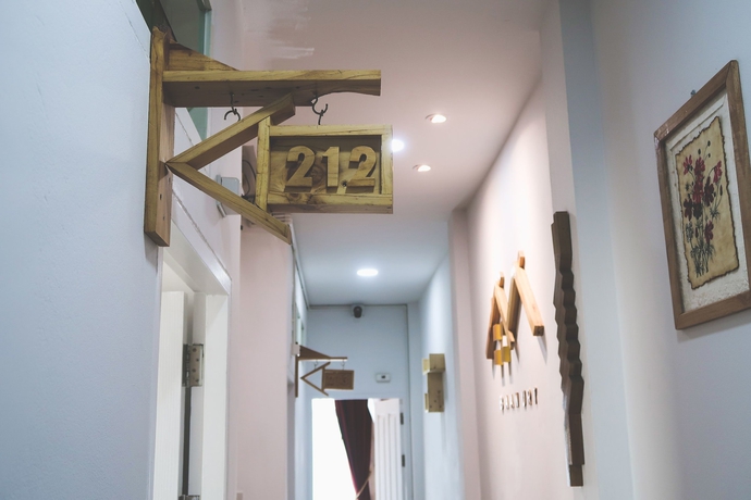 Imagen de los interiores del Hotel Baan Urt Suratthani Airport. Foto 19