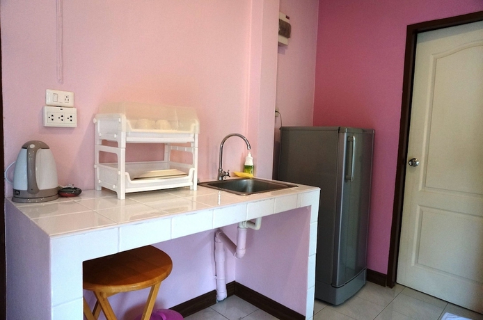 Imagen de la habitación del Hotel Baan Yusabai. Foto 16