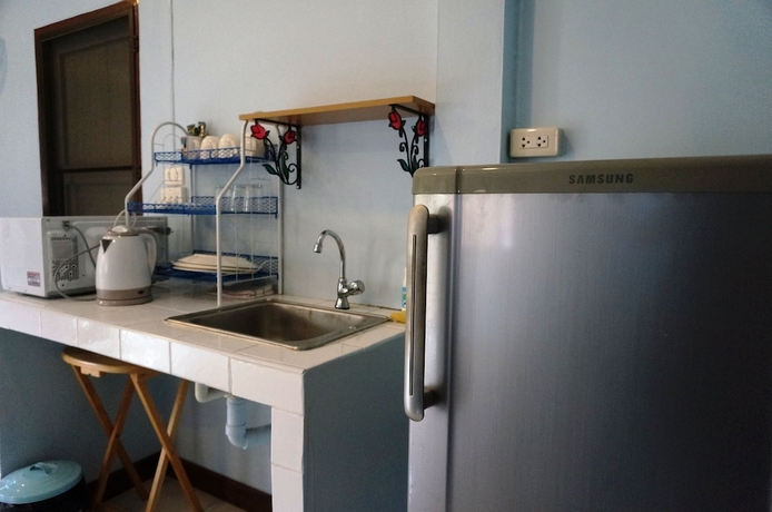 Imagen de la habitación del Hotel Baan Yusabai. Foto 17