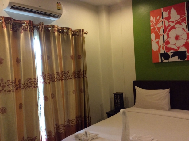 Imagen de la habitación del Hotel Baan Yuyen Karon Guesthouse. Foto 11