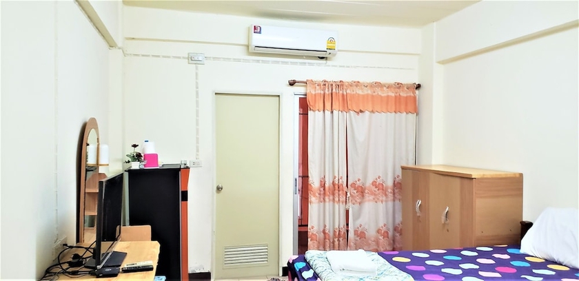 Imagen de la habitación del Hotel Baan Yuyuen. Foto 11