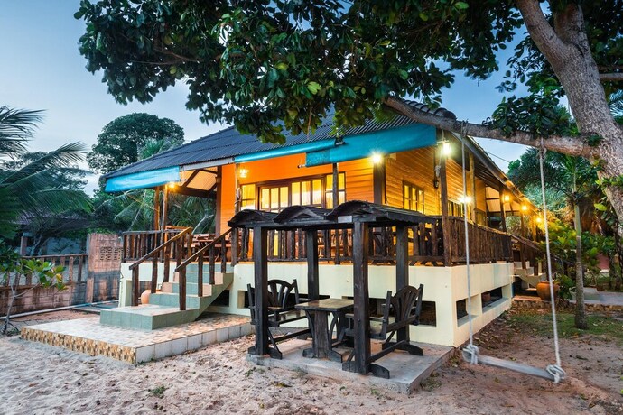 Imagen de la habitación del Hotel Baanboonpetch Resort. Foto 23