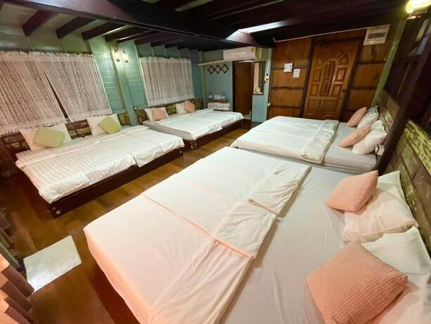 Imagen general del Hotel Baanchansamut Homestay. Foto 10