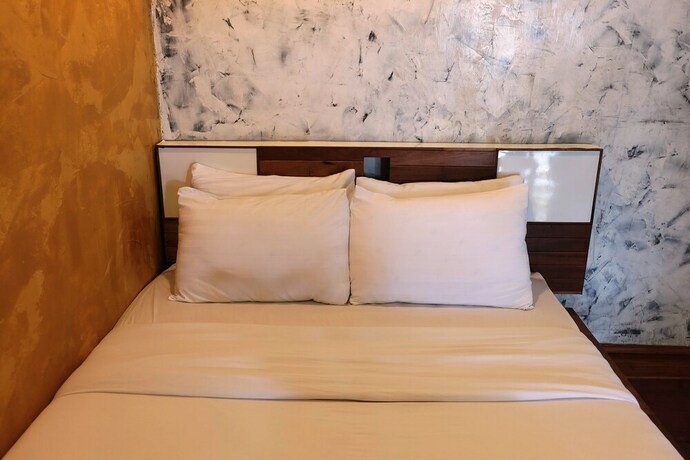 Imagen de la habitación del Hotel Baanchompooamphawa. Foto 28