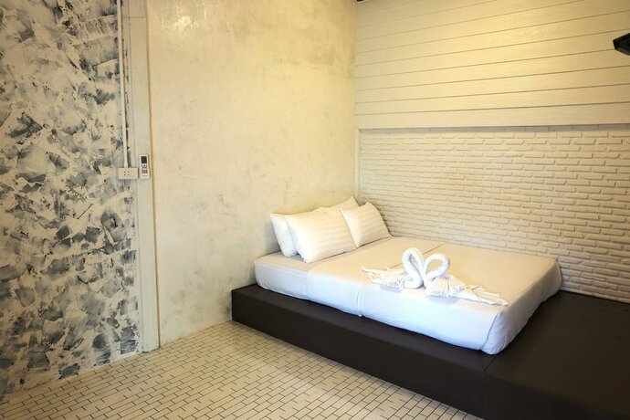 Imagen de la habitación del Hotel Baanchompooamphawa. Foto 33
