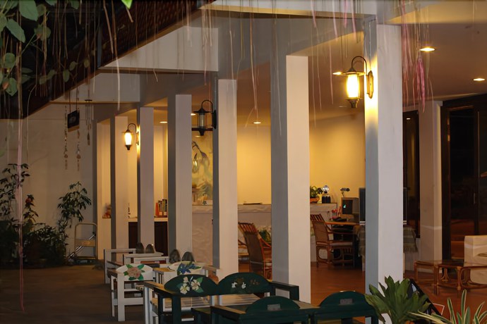 Imagen del bar/restaurante del Hotel Baanchuengkao Resort Ranong. Foto 2