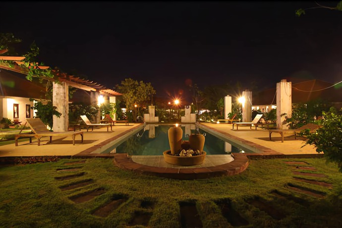 Imagen de la piscina del Hotel Baanchuengkao Resort Ranong. Foto 20