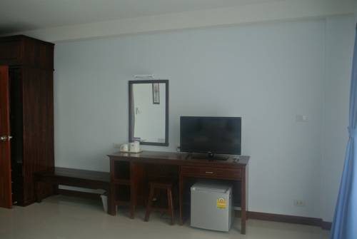 Imagen de la habitación del Hotel Baandoungkamol. Foto 10