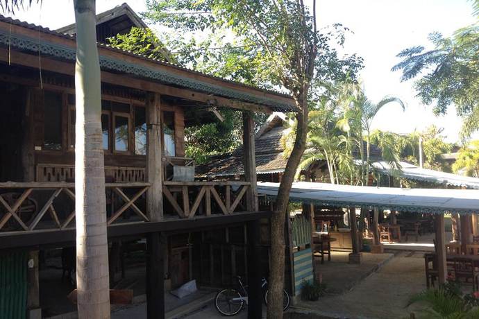 Imagen de la habitación del Hotel Baanmai Kon Muang. Foto 9
