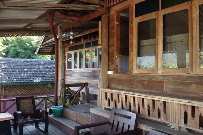 Imagen de la habitación del Hotel Baanmai Kon Muang. Foto 13