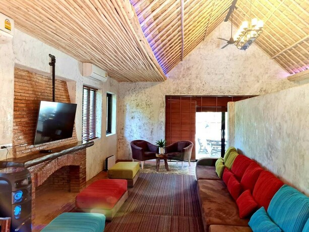 Imagen de la habitación del Hotel Baanpong Lodge. Foto 28