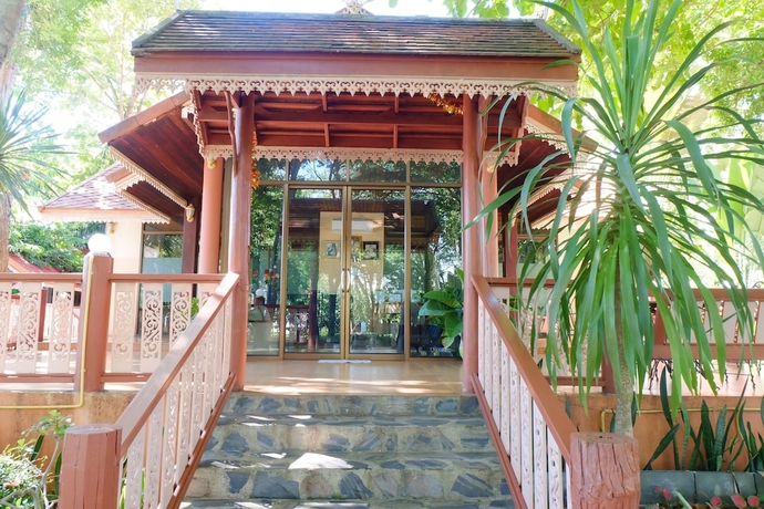 Imagen de los interiores del Hotel Baanpufa Resort. Foto 19