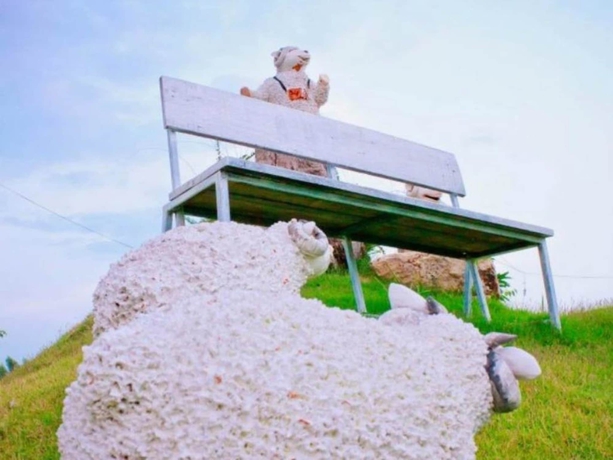 Imagen de los exteriores del Hotel Baanrai Areeya. Foto 14