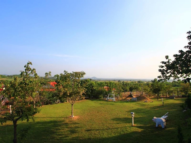 Imagen de los exteriores del Hotel Baanrai Areeya. Foto 18