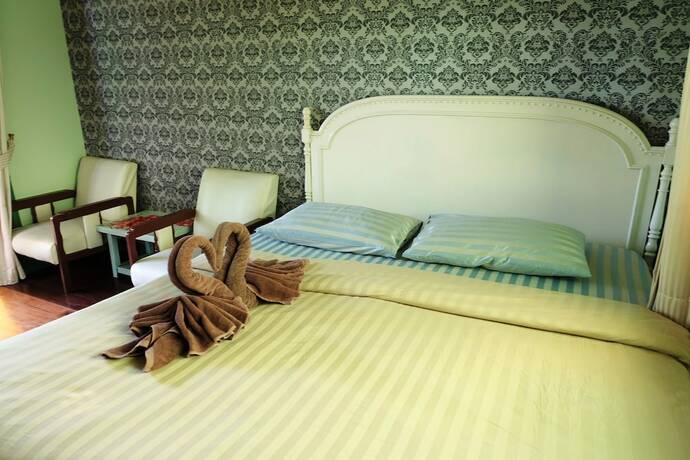 Imagen de la habitación del Hotel Baanrak Amphawa Homestay. Foto 17