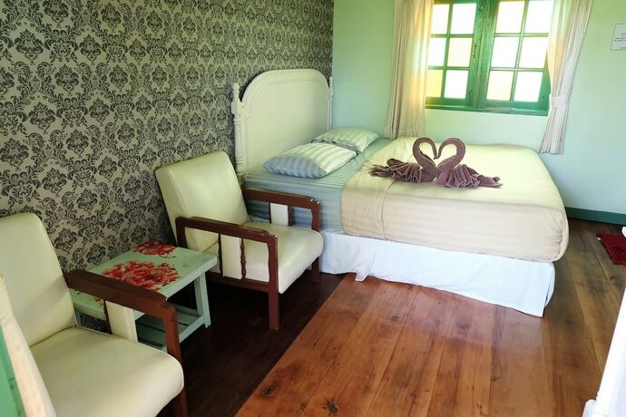 Imagen de la habitación del Hotel Baanrak Amphawa Homestay. Foto 19