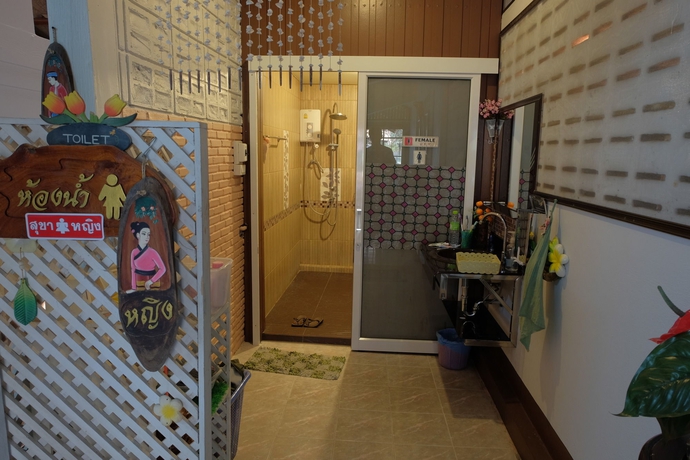 Imagen de la habitación del Hotel Baanrapeepong Boutique. Foto 10