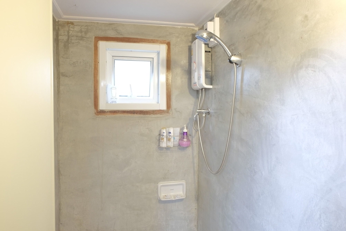 Imagen de la habitación del Hotel Baanrapeepong Boutique. Foto 11