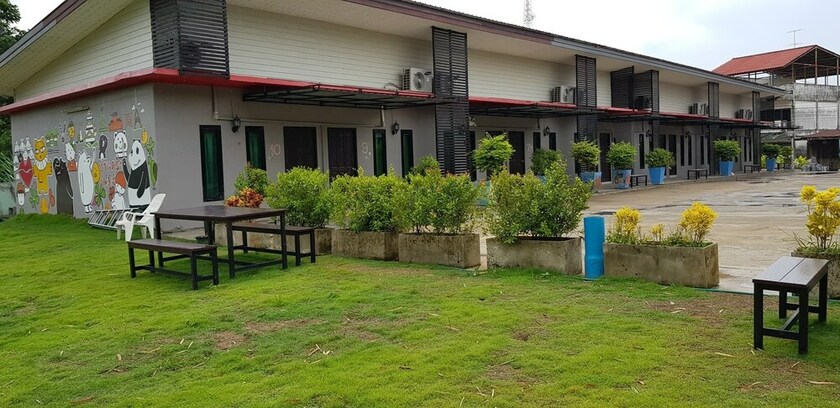 Imagen de la habitación del Hotel Baansri Family. Foto 32